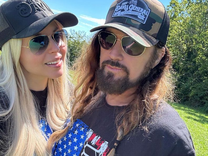 Billy Ray Cyrus and Firerose end brief marriage