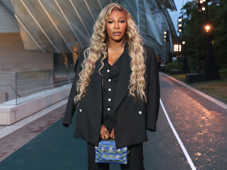 Serena Williams challenges restaurant hospitality standards in Paris