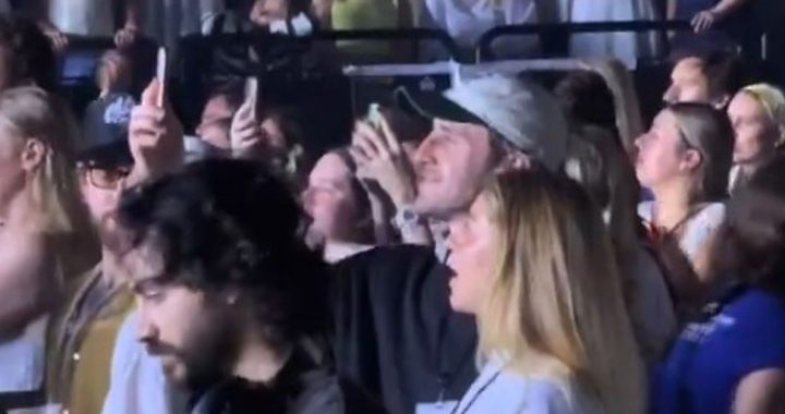 All the best pictures of celebrities spotted at other stars’ concerts