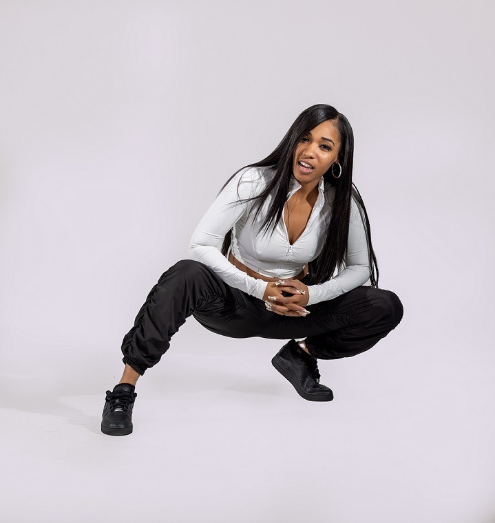 Lexxi Meshan Takes Over The Summer With New Single “Rocky”