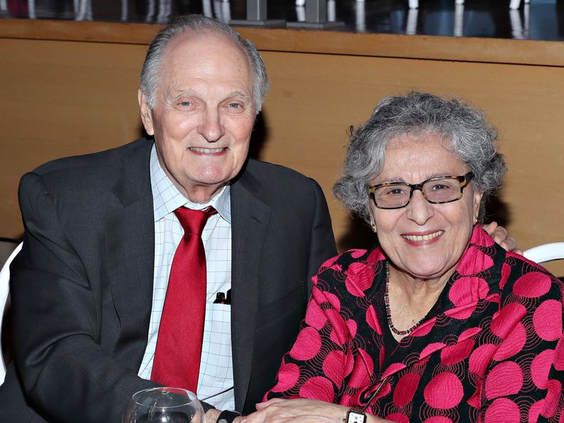 M*A*S*H star Alan Alda shares an update on his Parkinson's battle
