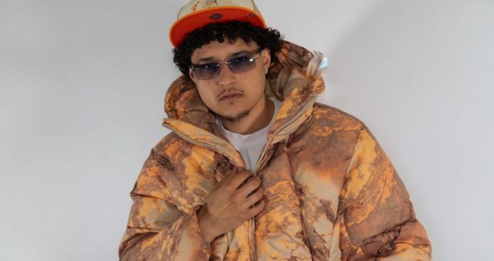 Seattle’s Own Foxy J Heats Up the Booth with “Hot in Here (Freestyle)” Live Studio Performance